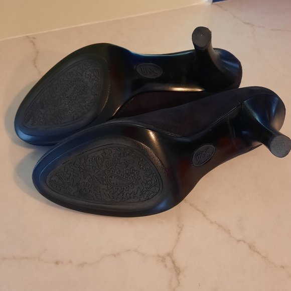 Sofft Blue Suede Shoes! - Picture 7 of 7